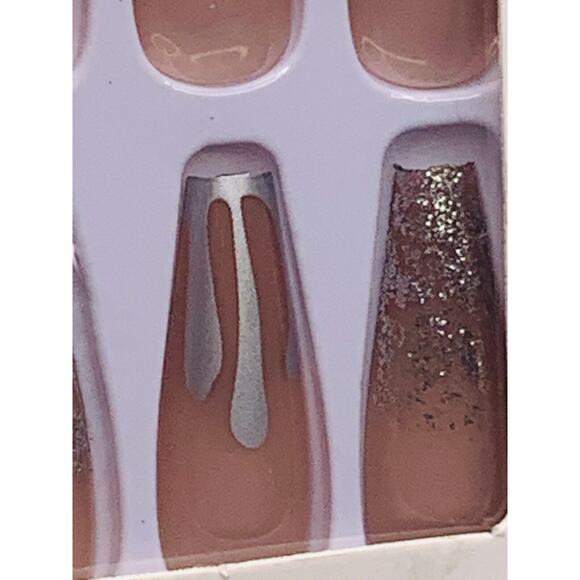 False Nail Professional One Minute Nail Tip Silver Rhinestone Tips - Picture 4 of 5